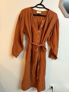 Universal Thread Rust Button-Front Maxi Dress with Tie Waist small